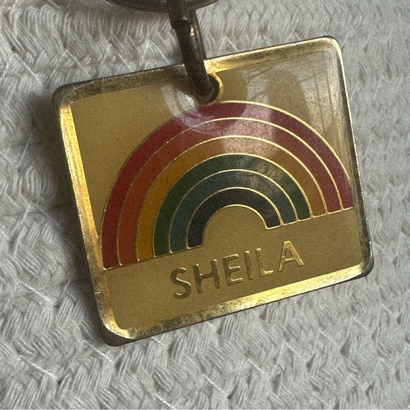 Vintage SHEILA Rainbow Enamel Brass Keychain Marked 1980 Tawain Gift - Picture 3 of 6
